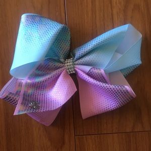 Jojo Siwa bows